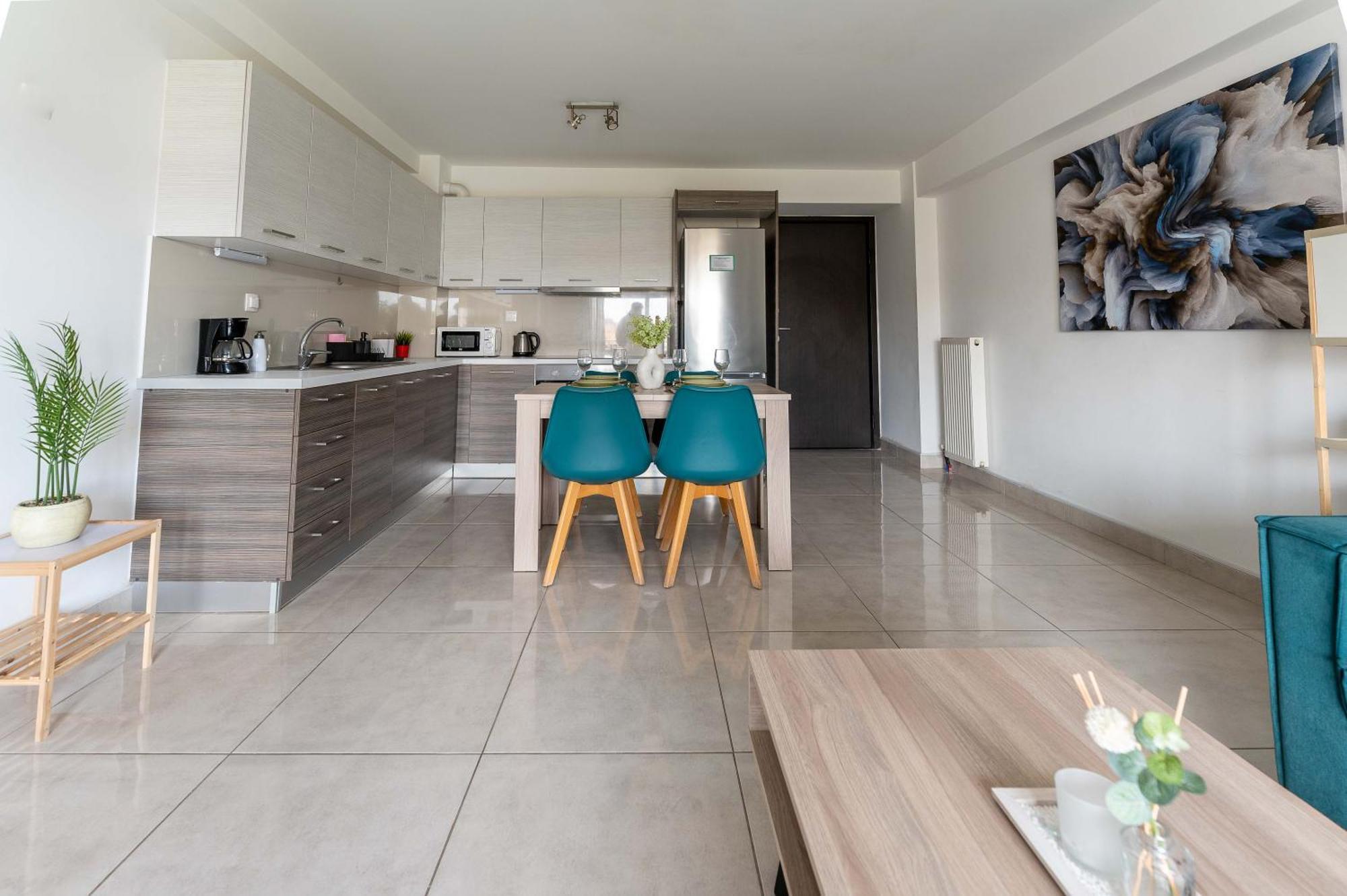 Modern Spacious Apartment Located In Pireo Esterno foto